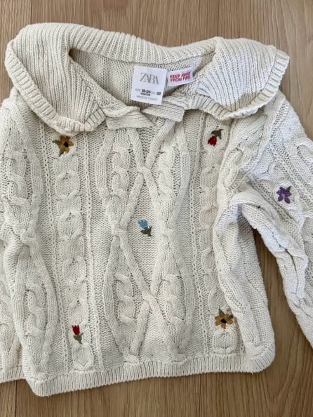 Zara Baby Girl 18-24 Cream Cable-Knit Sweater Floral Embroidery